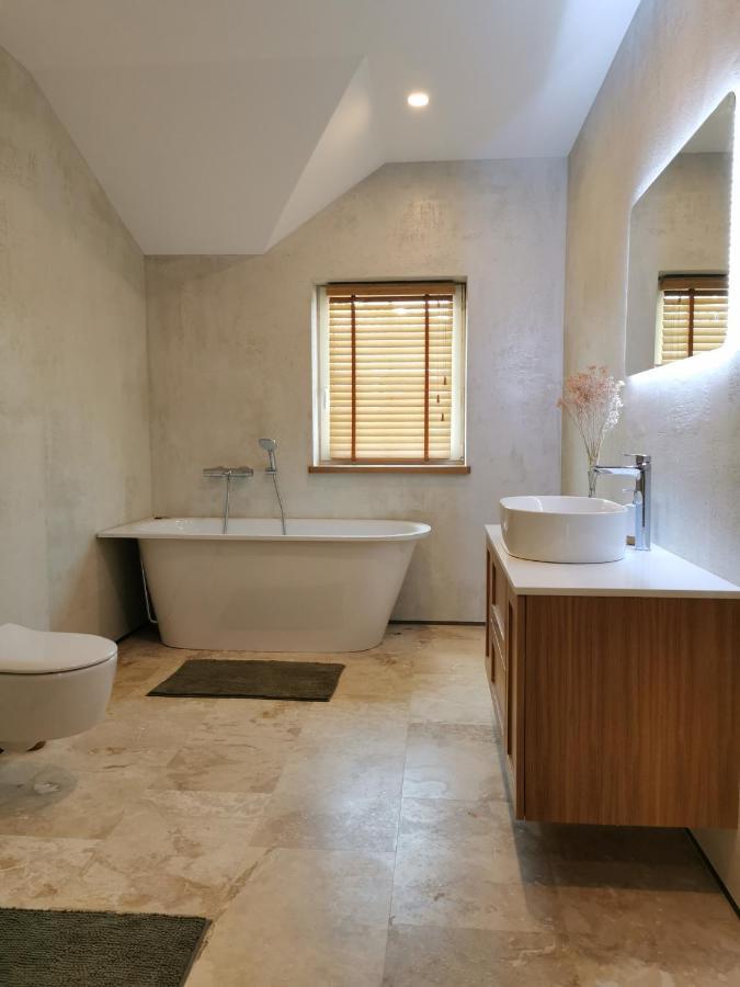 Melnrage Beach Cozy Apartments & Terrace - Pine View Sea Entry クライペダ エクステリア 写真